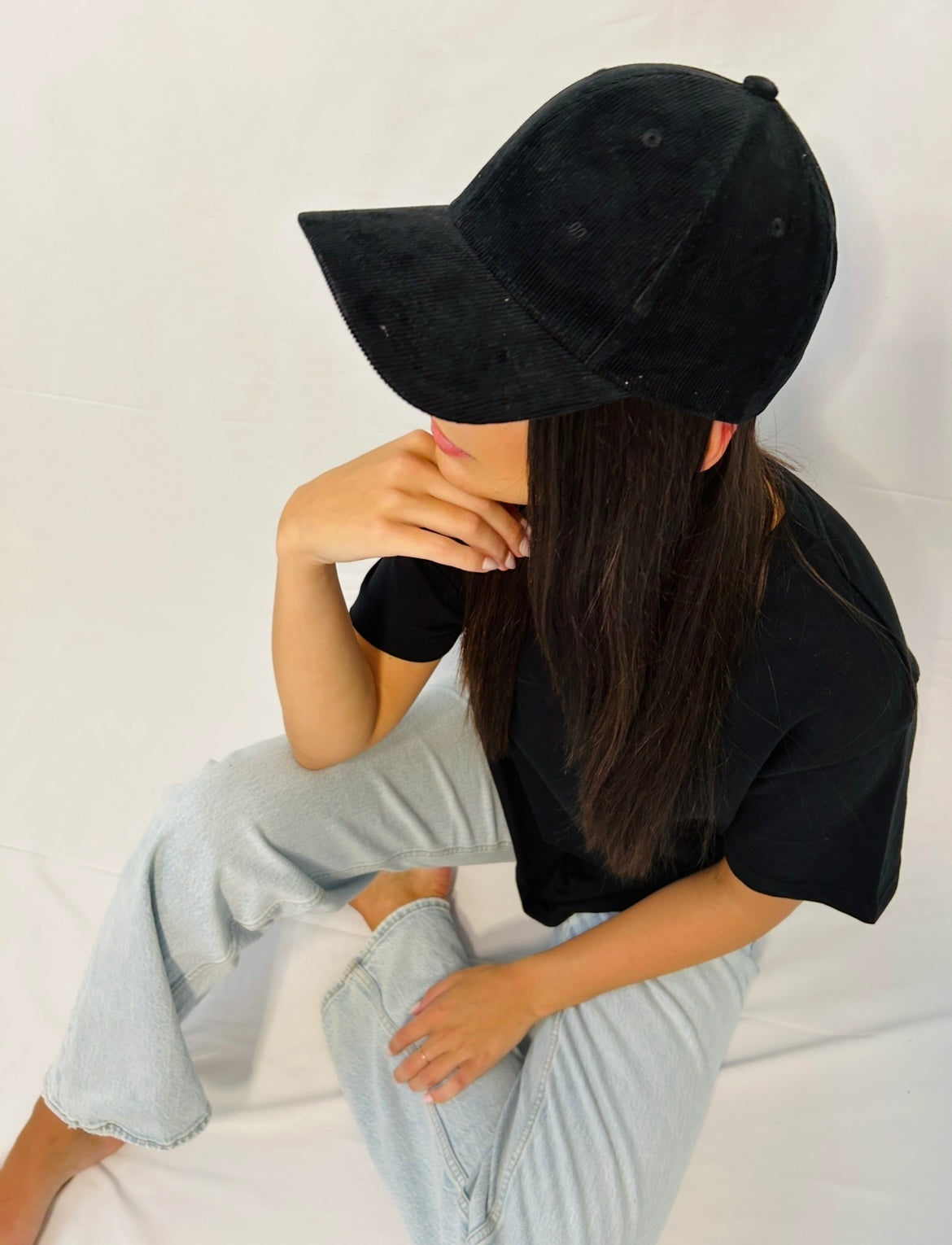 00 cap: black