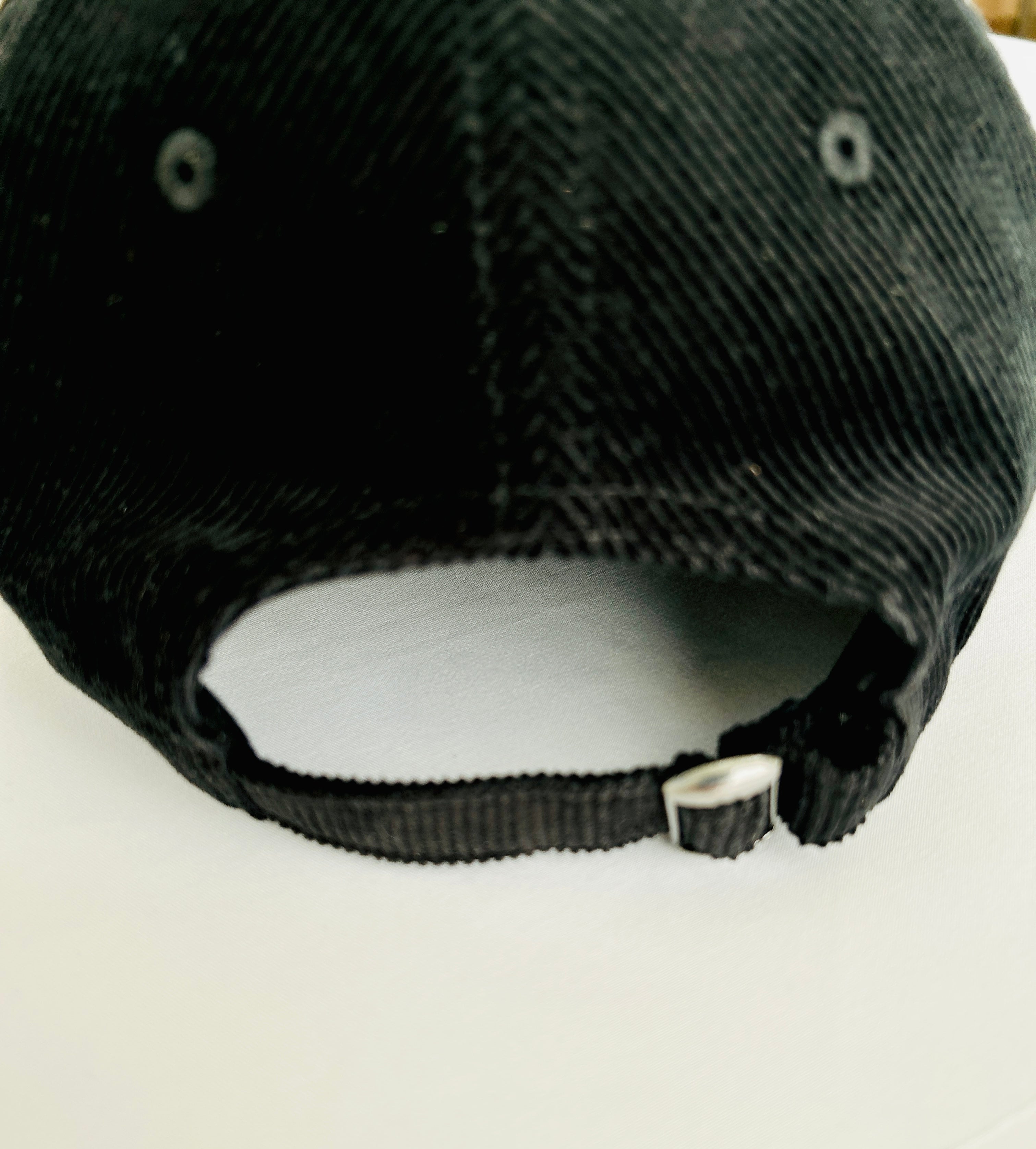 00 cap: black