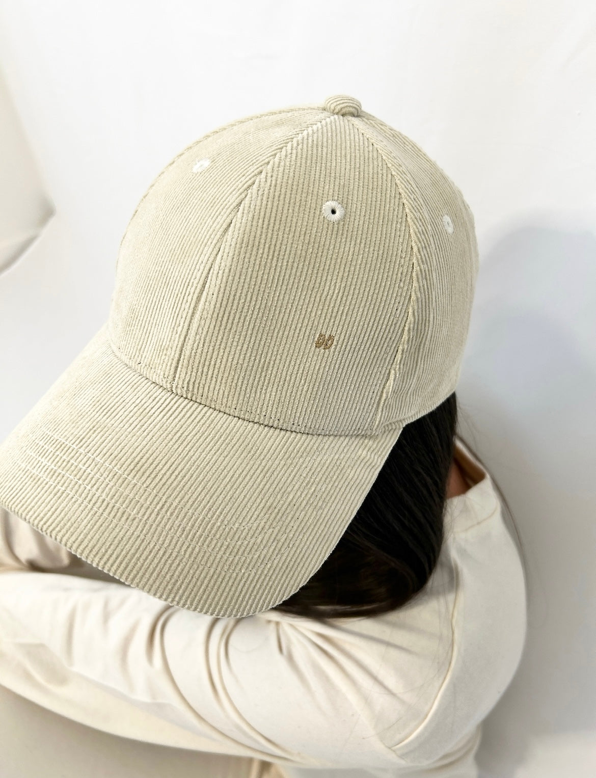 00 cap: stone