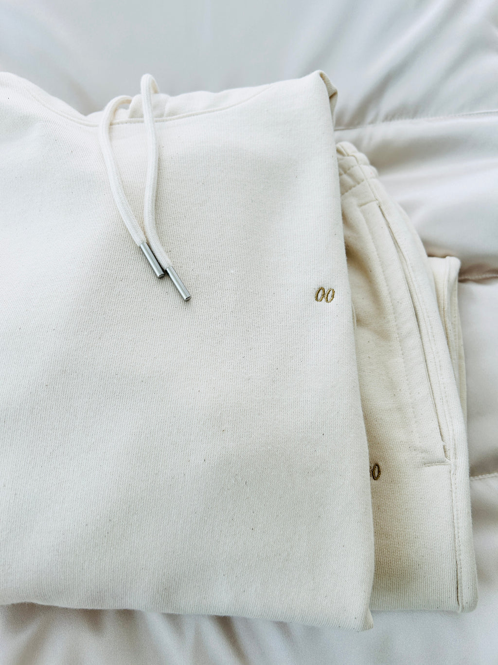 00 gravity hoodie: raw