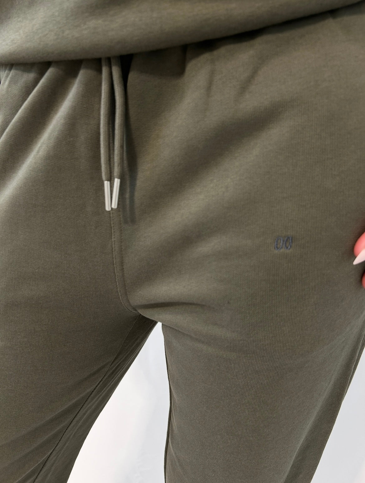 00 jogger: khaki