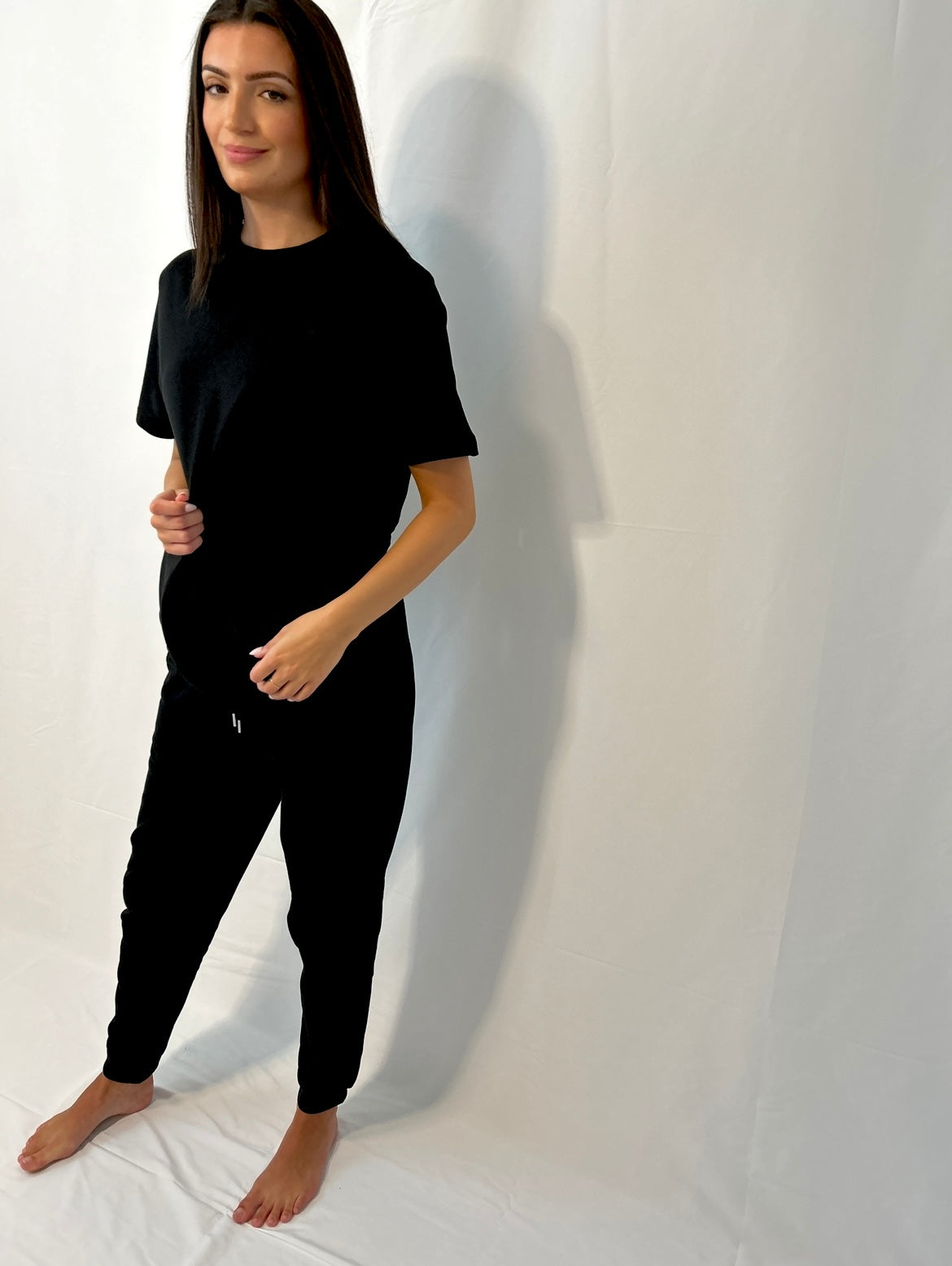 00 t: black