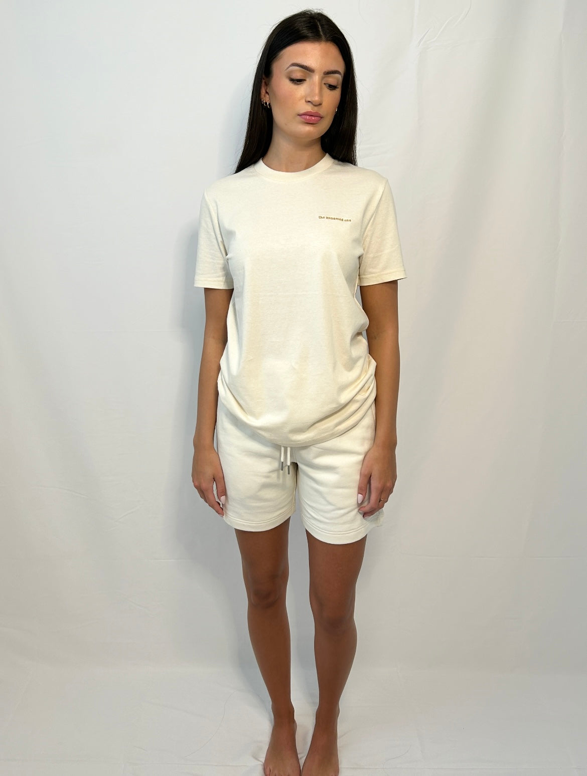 et rien d'autre: shorts: raw