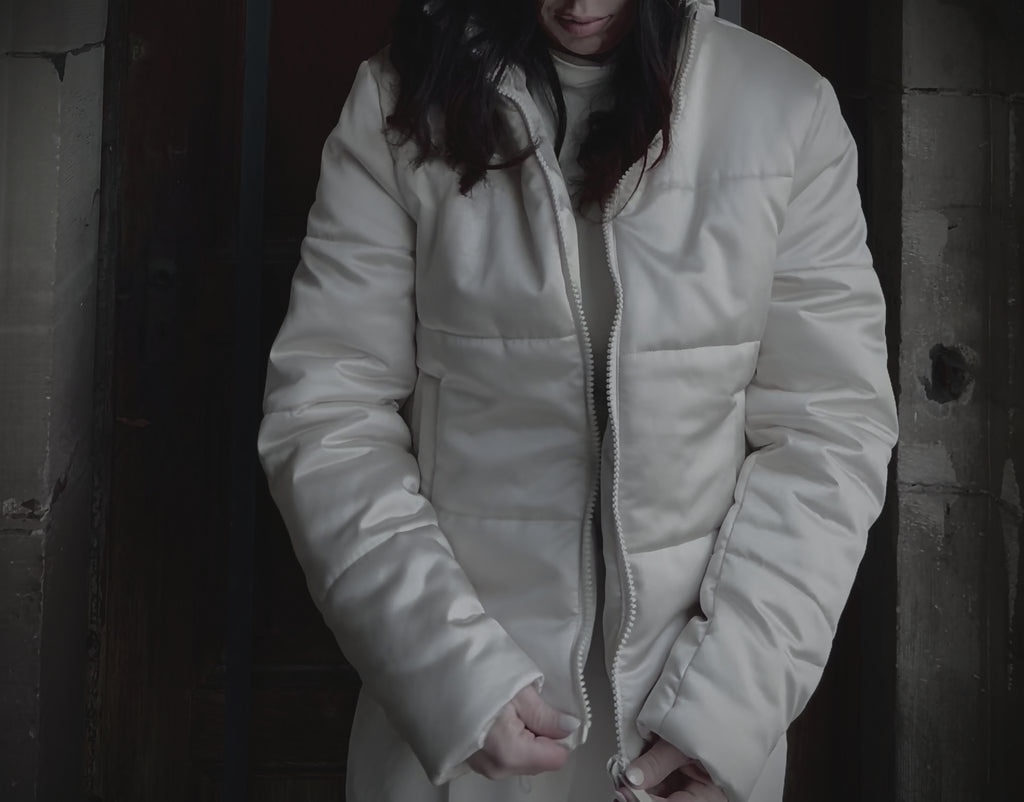 the silk puffer in bone or noir [unisex]